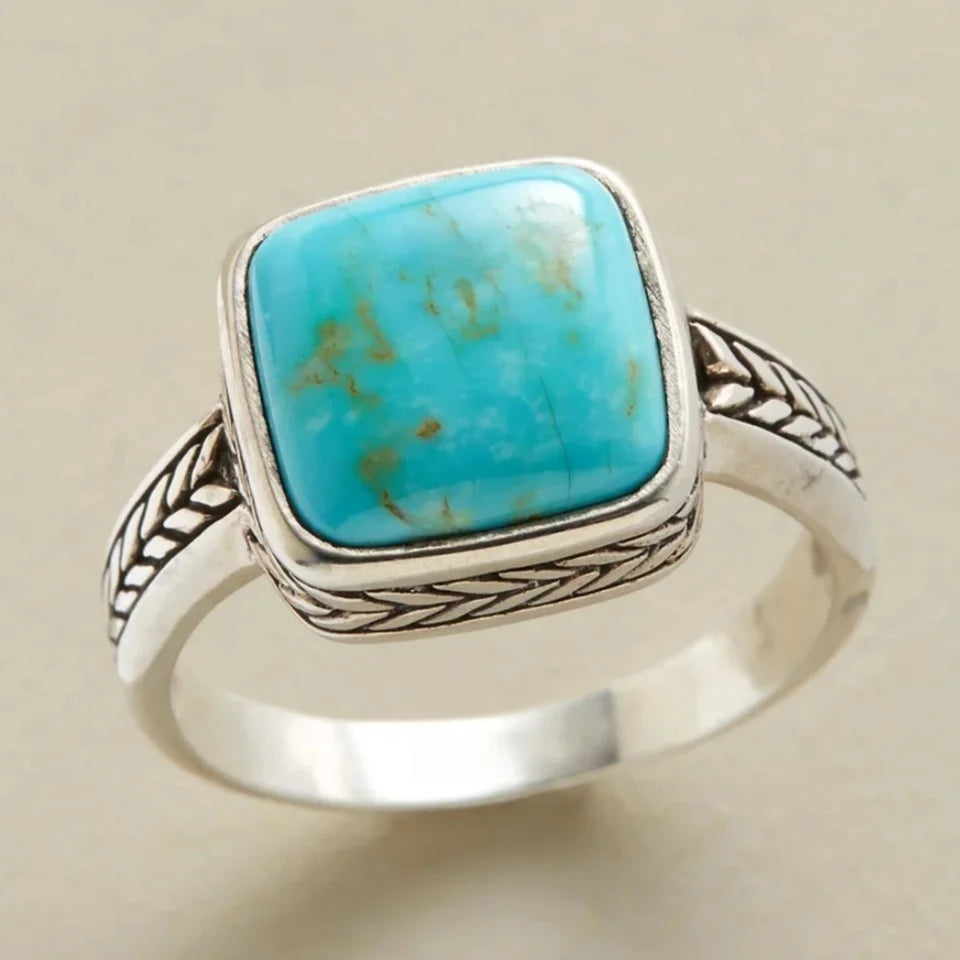 Vintage Square Statement Ring Minimalist Retro Jewelry for Women, Chic Vacation & Party Accessory